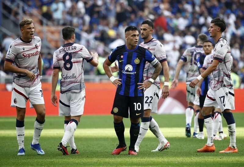 Bologna vs Inter Milan - Khi nhà Vua buông xuôi