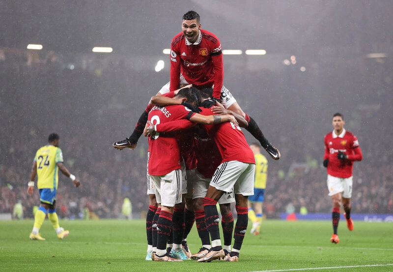 Man United vs Nottingham - Ngày chia tay Old Trafford của Casemiro