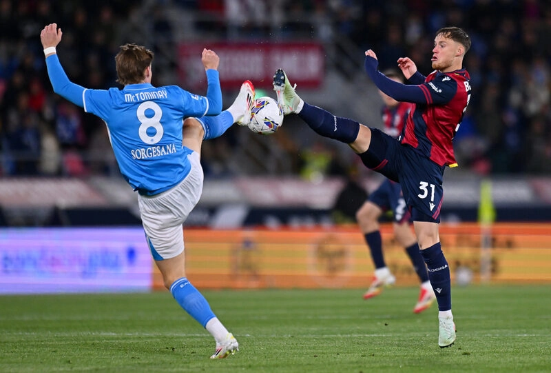 Napoli vs Bologna - Hài lòng với vị trí á quân