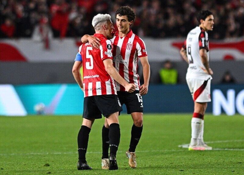 Estudiantes vs Catolica - Khác biệt đẳng cấp